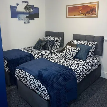 公寓 Escape! Fishponds Apartment, Bristol, Sleeps Up To 4 Guests 布里斯托