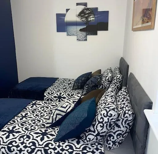 City Escape! Fishponds Apartment, Bristol, Sleeps Up To 4 Guests 公寓