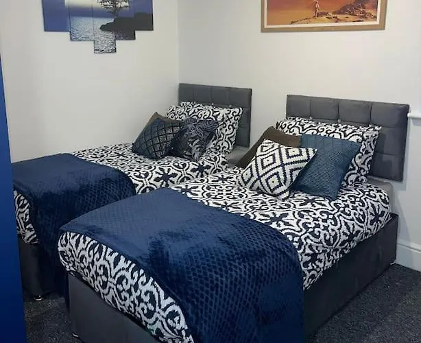 公寓 City Escape! Fishponds Apartment, Bristol, Sleeps Up To 4 Guests 布里斯托